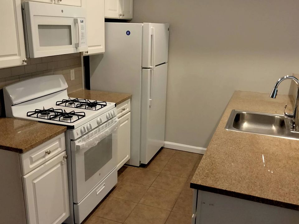 1st image of 52 Imlay St #11508737