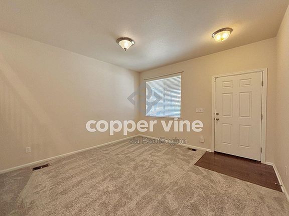 4th image of 3342 E 140th Dr