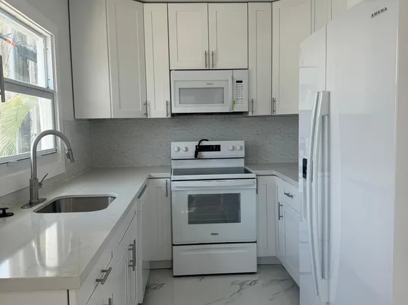 434 NE 7th Ave APT 7, Delray Beach, FL 33483