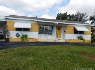 6825 SW 10th St, Pembroke Pines, FL 33023