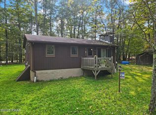 144 Bear Rock Rd, Lake Ariel, PA 18436