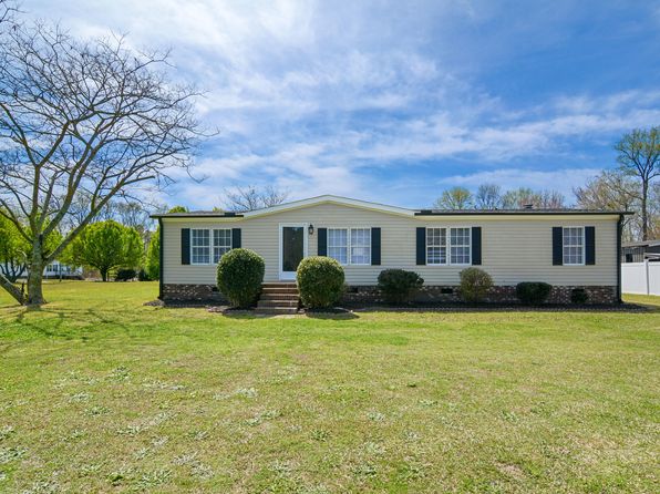 4940 State Highway 222 E, Kenly, NC 27542