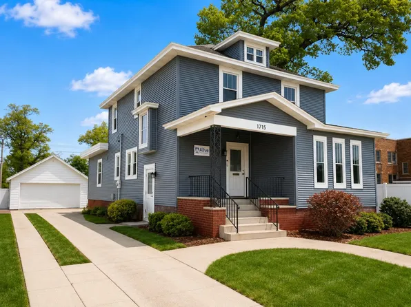 1715 Peck St, Muskegon, MI 49441