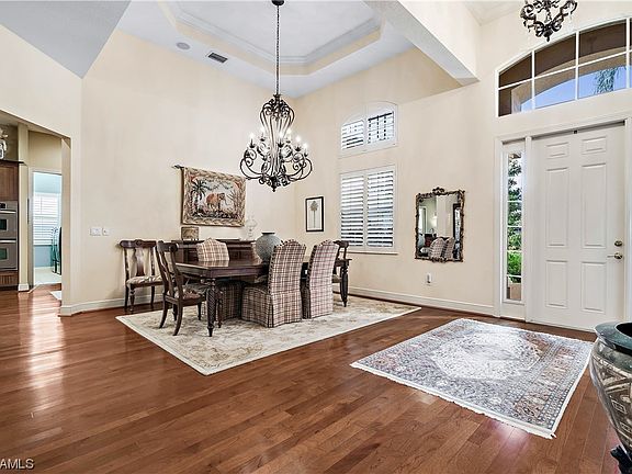3rd image of 10263 Avonleigh Dr