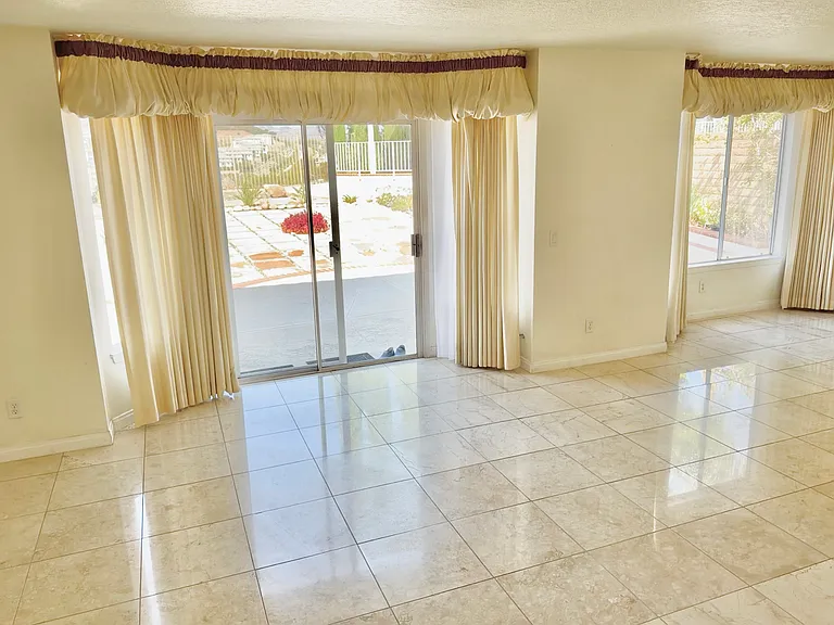 12021 Falcon Crest Way — Photo 14