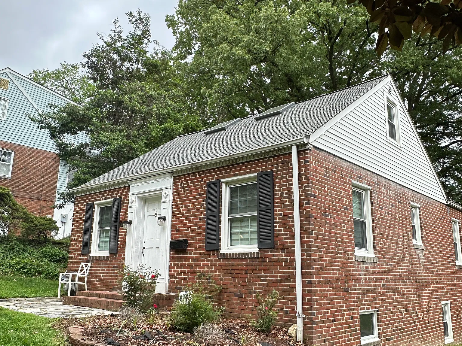 3 bed, 1800 sqft, $3,600 — Photo 1