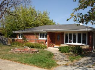 6450 W 82nd Pl, Burbank, IL