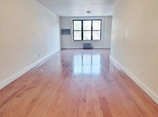 20-26 49th St #2FF, Astoria, NY 11105
