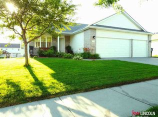 7301 Nolan Rd, Lincoln, NE 68512