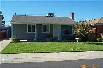 3406 67th St photo 1