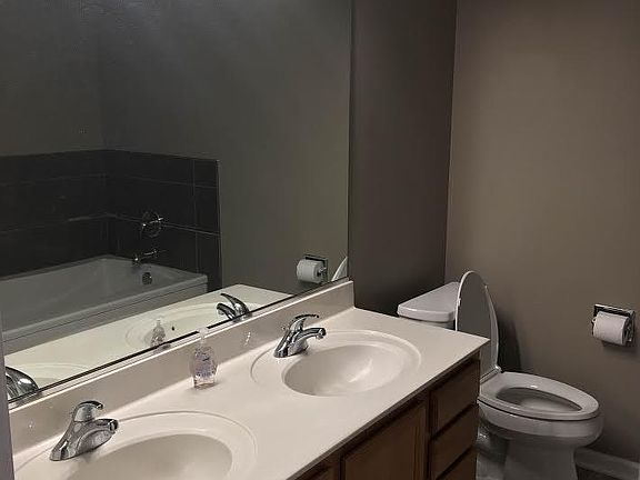 Double Sink In Master Bath
