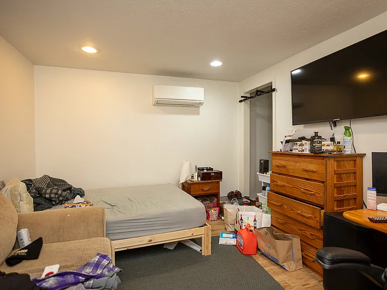 11033 Mountain View Dr — Photo 3