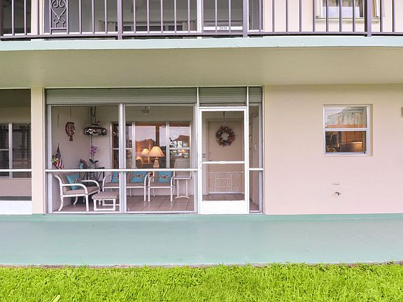 4th image of 808 SE 7th Street #103