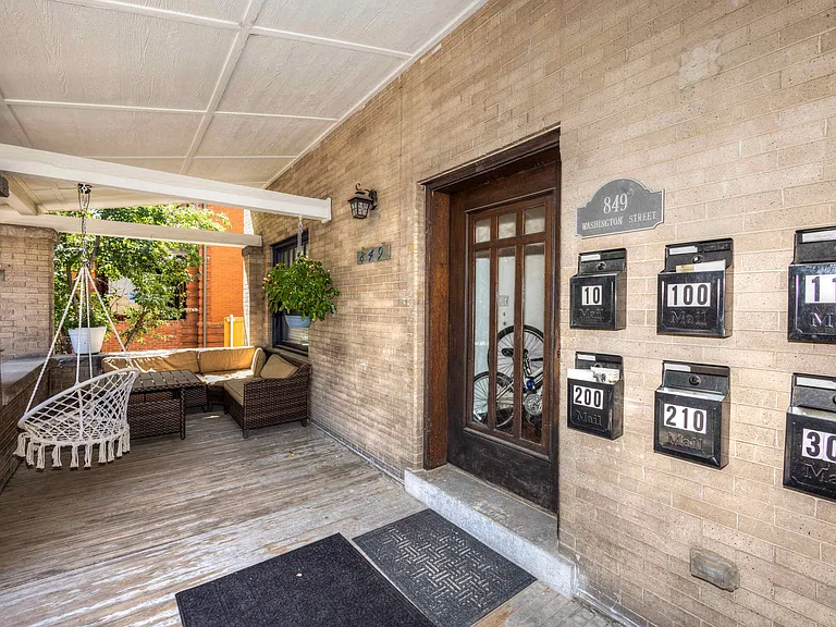 849 N Washington St #300 — Photo 15