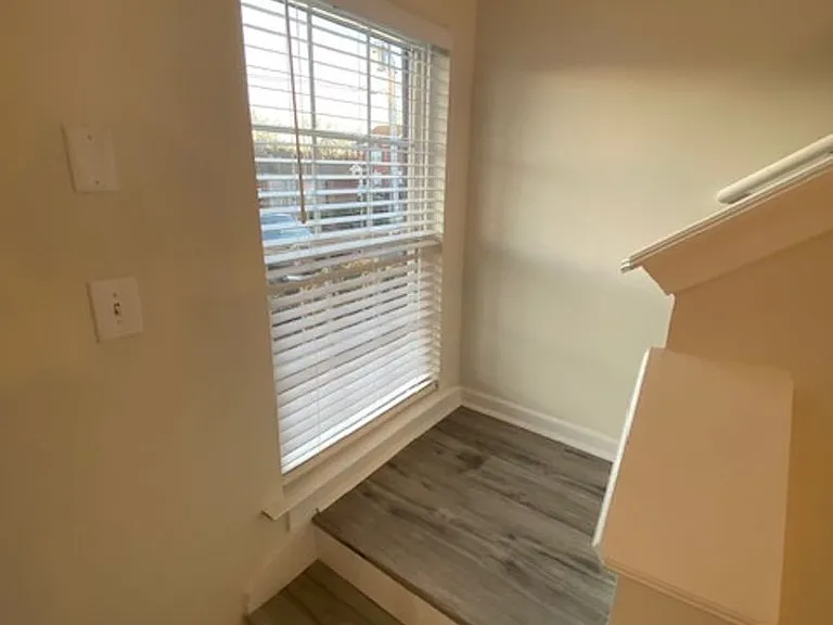 324 Stewarts Landing Cir — Photo 14