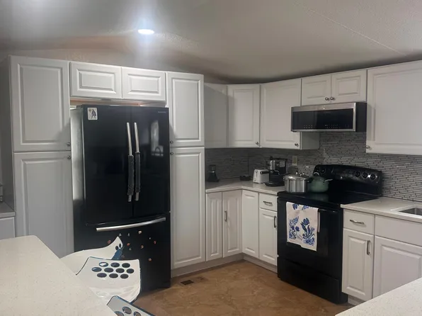 632 22nd Ln E #365, Bradenton, FL 34208