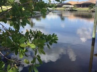 4018 SW 12th Pl, Cape Coral, FL 33914