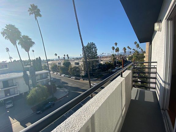 3rd image of 500 S Saint Andrews Pl APT 304