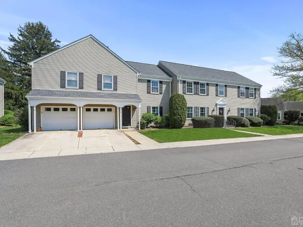 552 Tilton Way #A, Monroe Township, NJ 08831