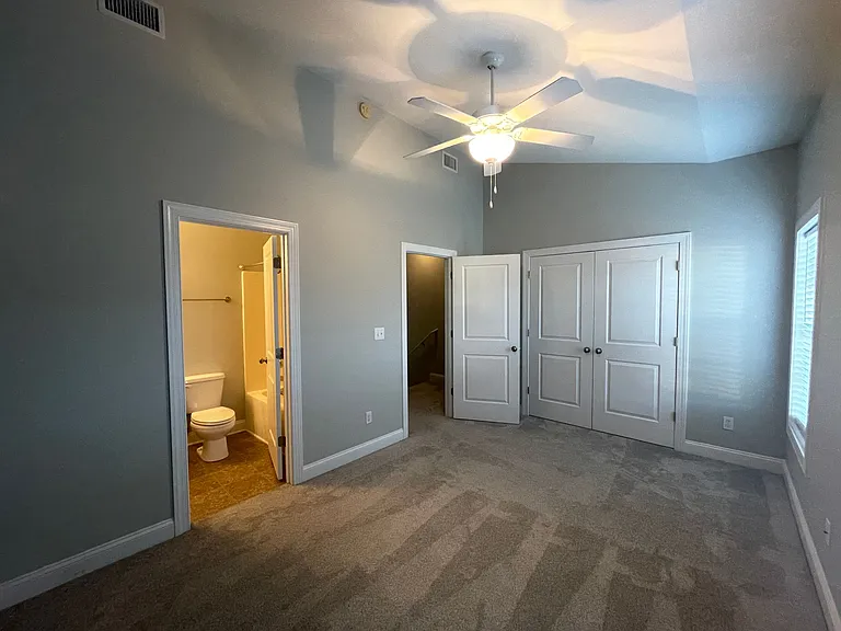 4804 Exton Park Loop — Photo 17
