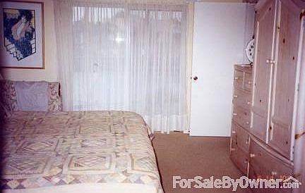 Master Bedroom : With view of canal