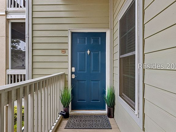 2nd image of 380 Marshland Rd APT F23