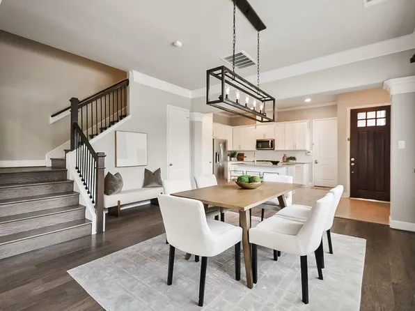 5328 Larkin St, Houston, TX 77007