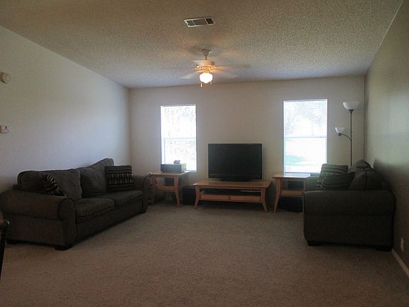2nd image of 14217 Nieves Cir
