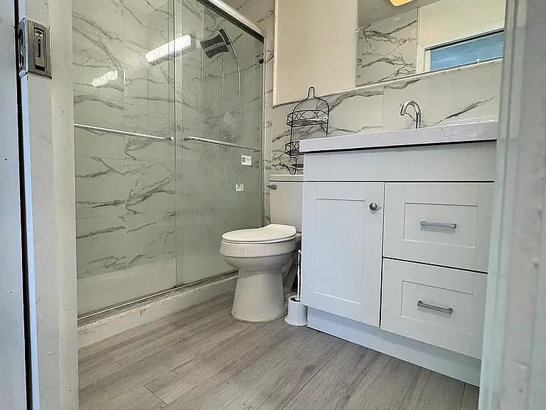 15 Hedgewood Ln — Photo 13