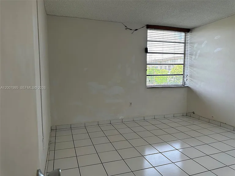 802 NW 87th Ave #315 — Photo 12