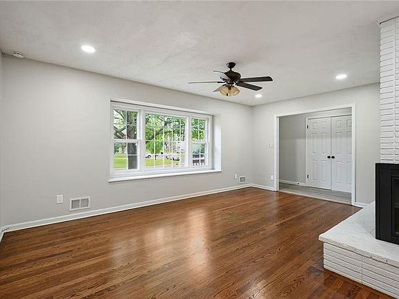 5th image of 8206 Elm Ave