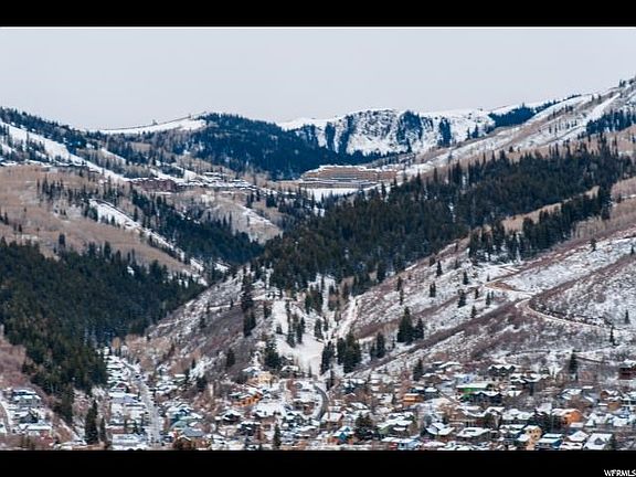 3rd image of 1445 Seasons Dr
