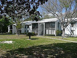 1st image of 800 Lora Ln