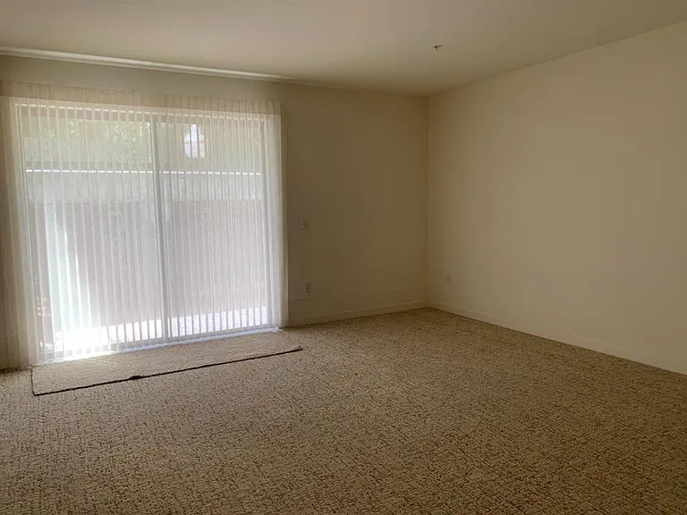 88 Bush St #2213 — Photo 6