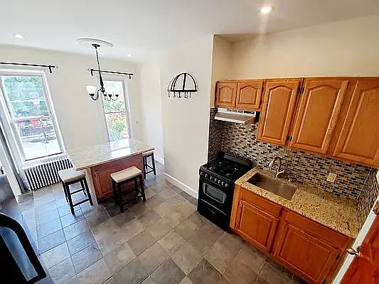 Rented by Brooklyn Property Group LLC | media 7