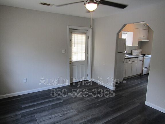 2nd image of 2983 Smith St #B