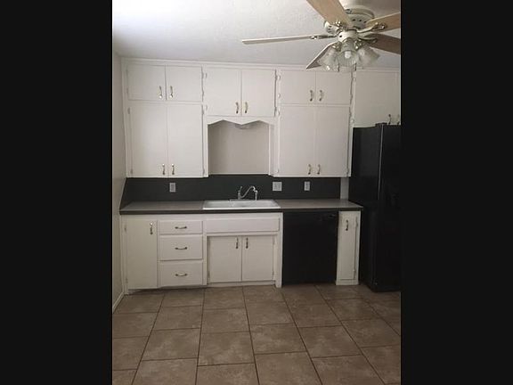 4th image of 1216 NW Bell Ave