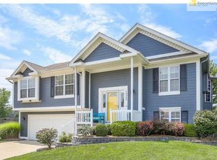 16362 S Blake St, Olathe, KS 66062