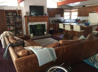 42181 Mynatt Dr, Three Rivers, CA 93271