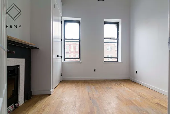 Rented by ERNY LLC | media 12