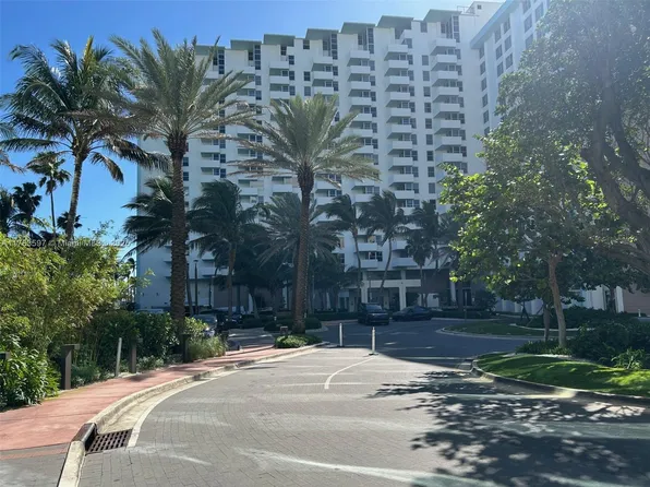 2899 Collins Ave APT 410, Miami Beach, FL 33140
