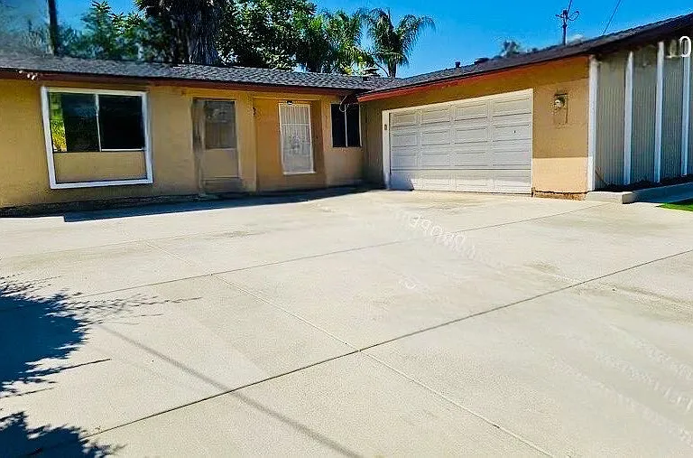 614 Daisy St — Photo 12