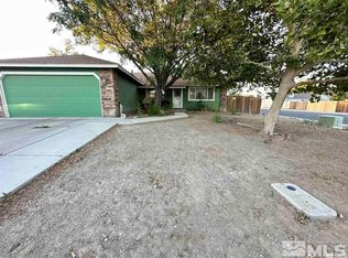 816 Columbine Ct, Fernley, NV 89408