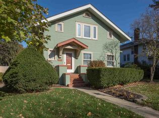2625 15th Ave, Moline, IL 61265