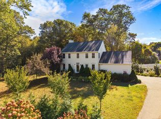 17 Autumn Way, Ledyard, CT 06339