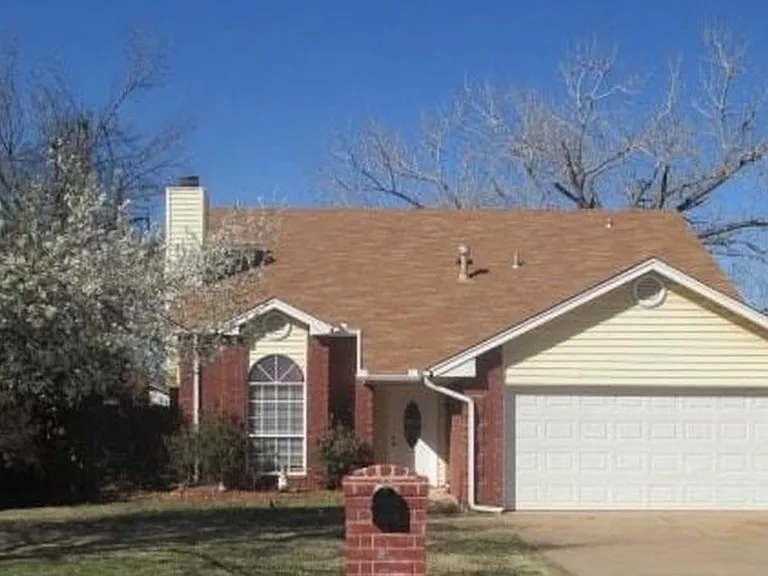 1325 Del Norte Dr — Photo 1