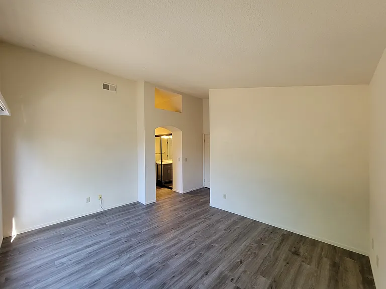 8040 Los Sabalos St — Photo 17