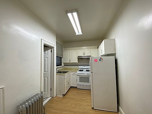 4th image of 85-12 Grand Ave #2B