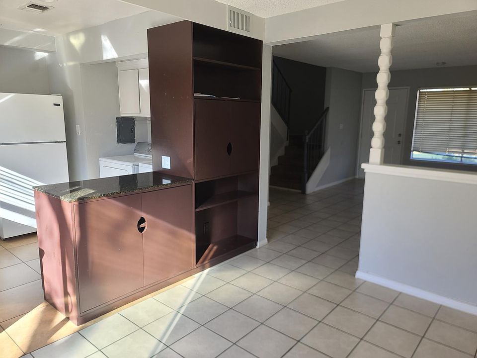 1st image of 6188 Meadowgrass Ln