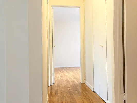 Rented by ZealEstate Group Inc | media 16